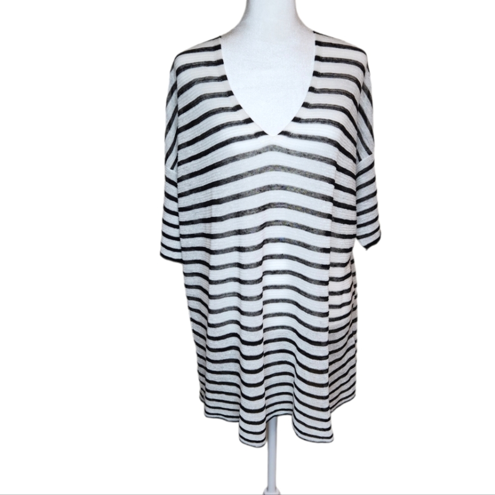 Eileen Fisher Black and White Striped Linen Blend V Neck Top M